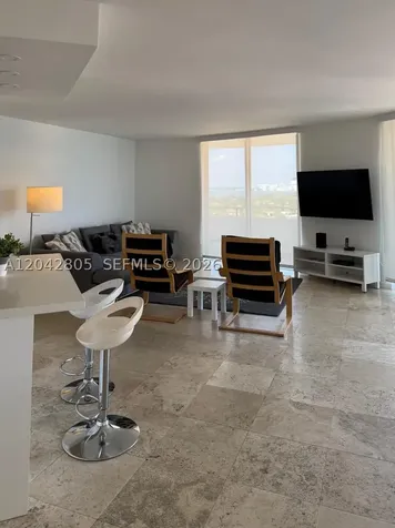 5161 E Collins Avenue Miami Beach FL 33140
