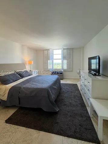 5161 E Collins Avenue Miami Beach FL 33140
