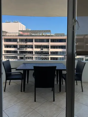 5161 E Collins Avenue Miami Beach FL 33140