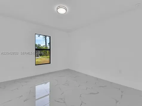 5117 24th Street SW Lehigh Acres FL 33973