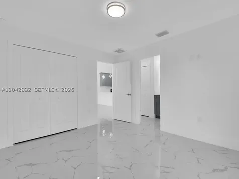 5117 24th Street SW Lehigh Acres FL 33973