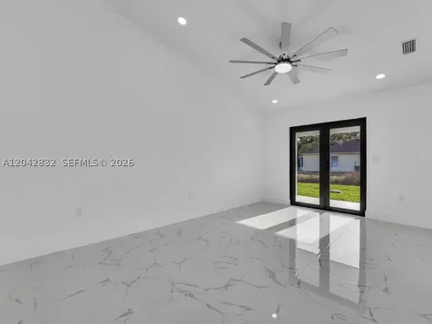 5117 24th Street SW Lehigh Acres FL 33973