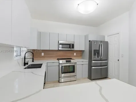 11274 NW 43rd Terrace Doral FL 33178