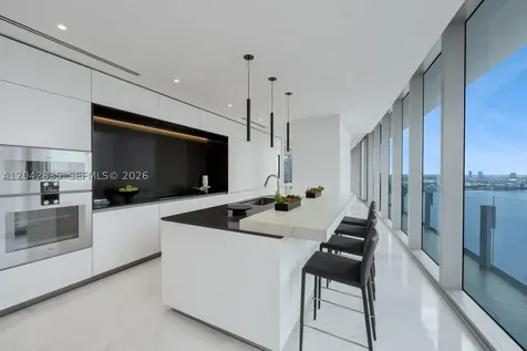 300 Biscayne Boulevard Way Miami FL 33131