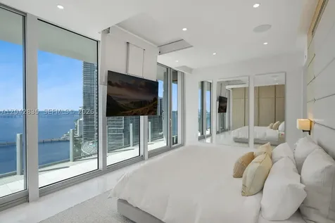 300 Biscayne Boulevard Way Miami FL 33131