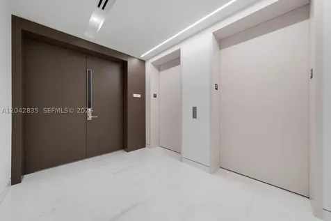 300 Biscayne Boulevard Way Miami FL 33131