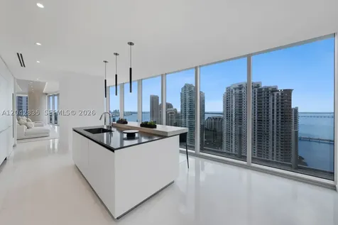 300 Biscayne Boulevard Way Miami FL 33131