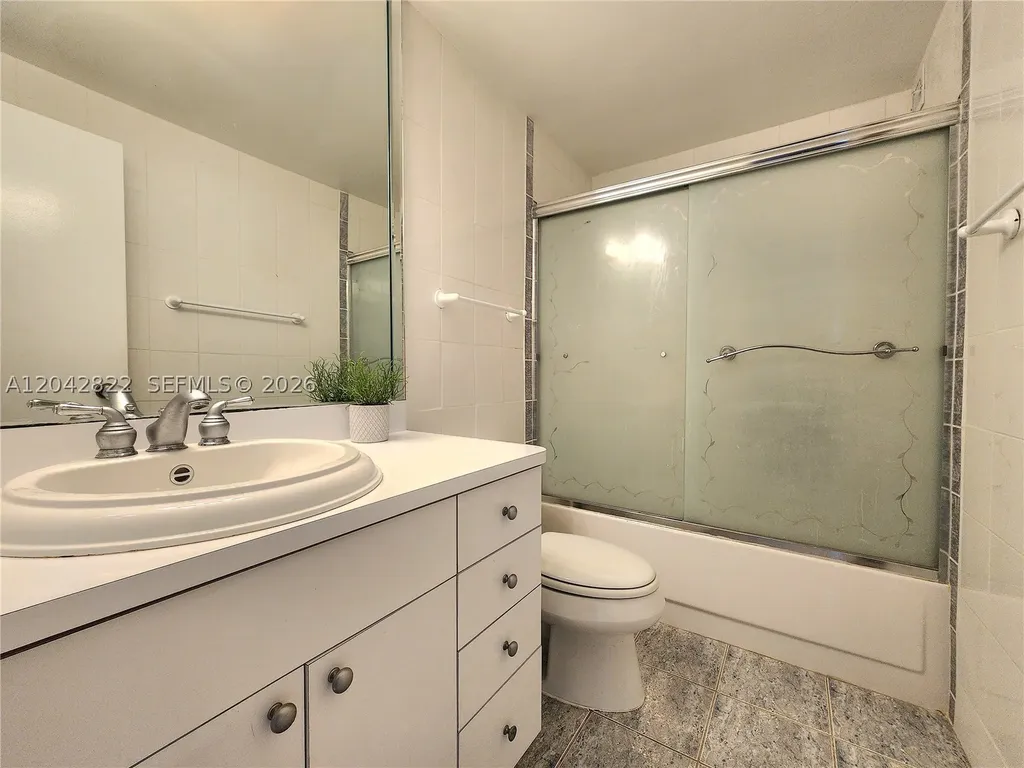 3505 S Ocean Drive Hollywood FL 33019
