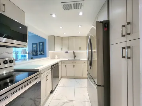 3505 S Ocean Drive Hollywood FL 33019