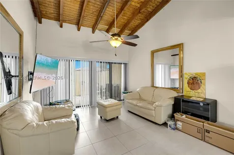1491 NW 95th Terrace Pembroke Pines FL 33024