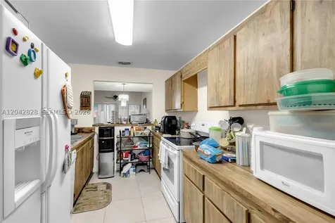 1491 NW 95th Terrace Pembroke Pines FL 33024