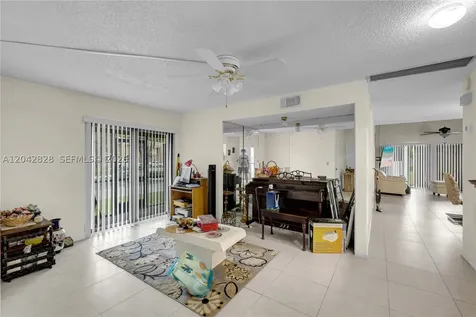 1491 NW 95th Terrace Pembroke Pines FL 33024