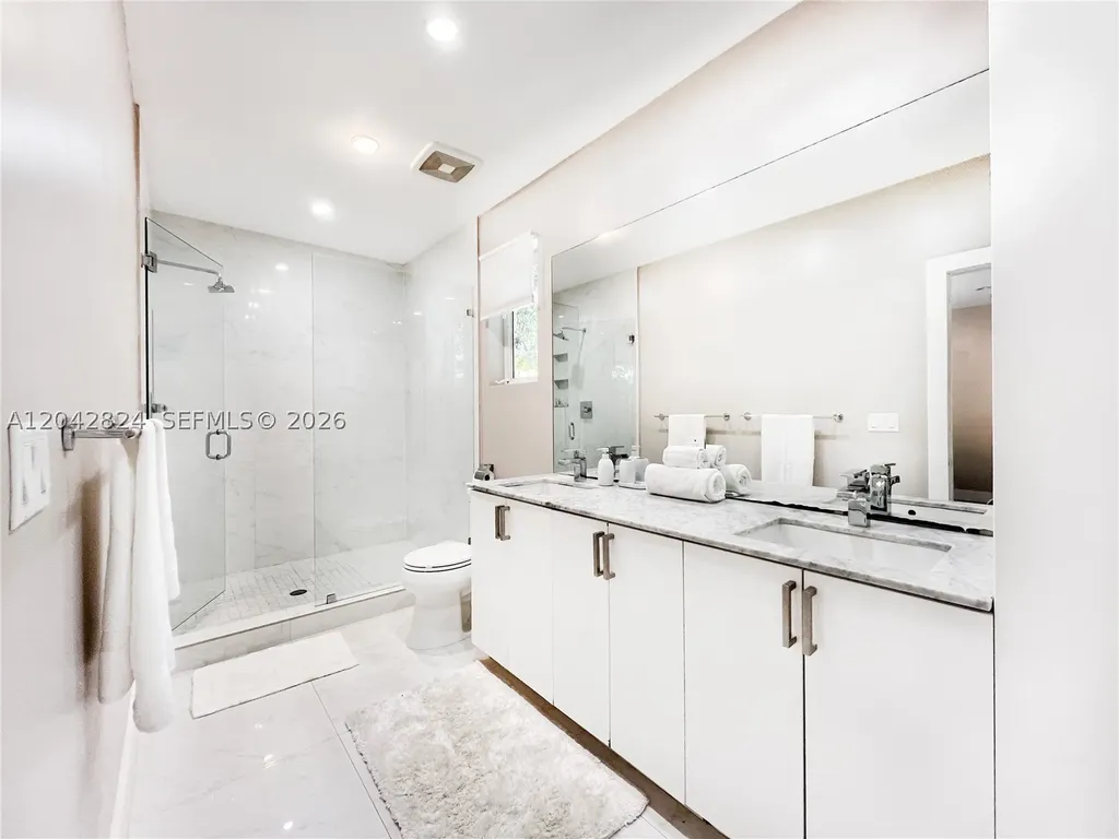 513 SW 18th Court Fort Lauderdale FL 33315