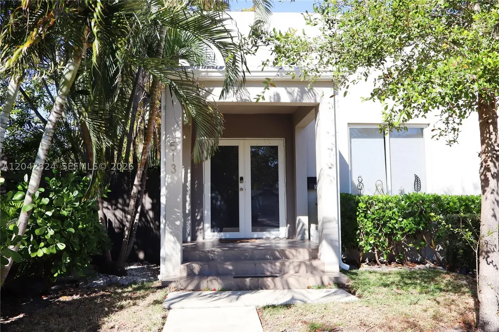 513 SW 18th Court Fort Lauderdale FL 33315