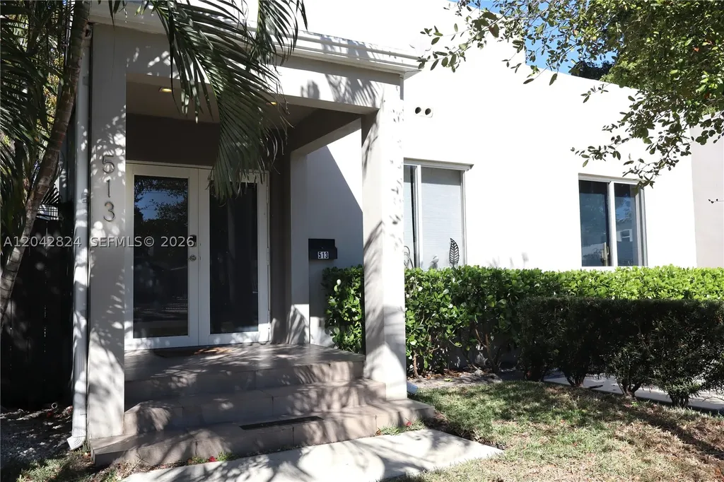 513 SW 18th Court Fort Lauderdale FL 33315