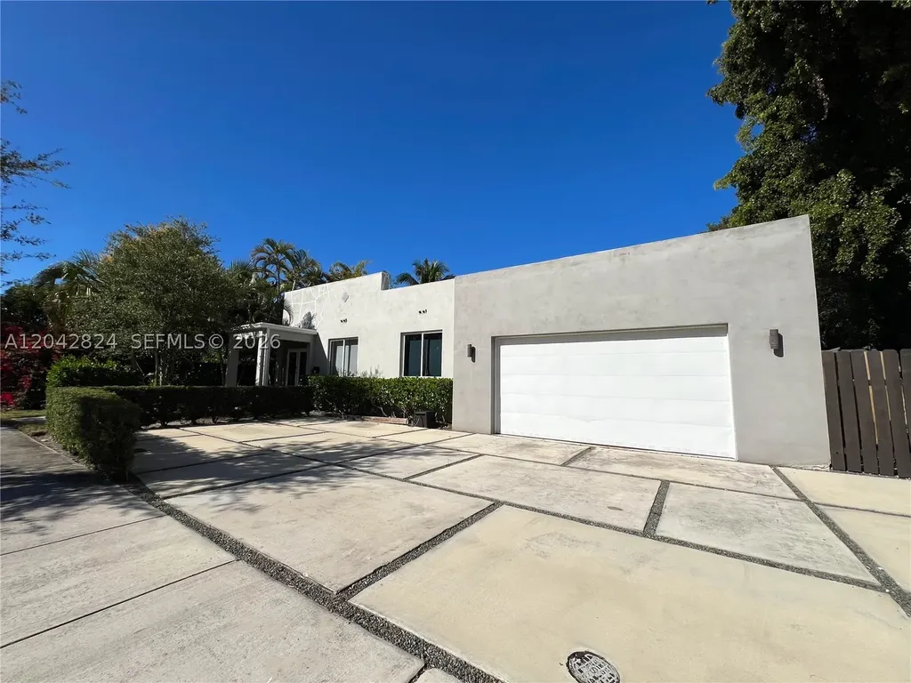 513 SW 18th Court Fort Lauderdale FL 33315