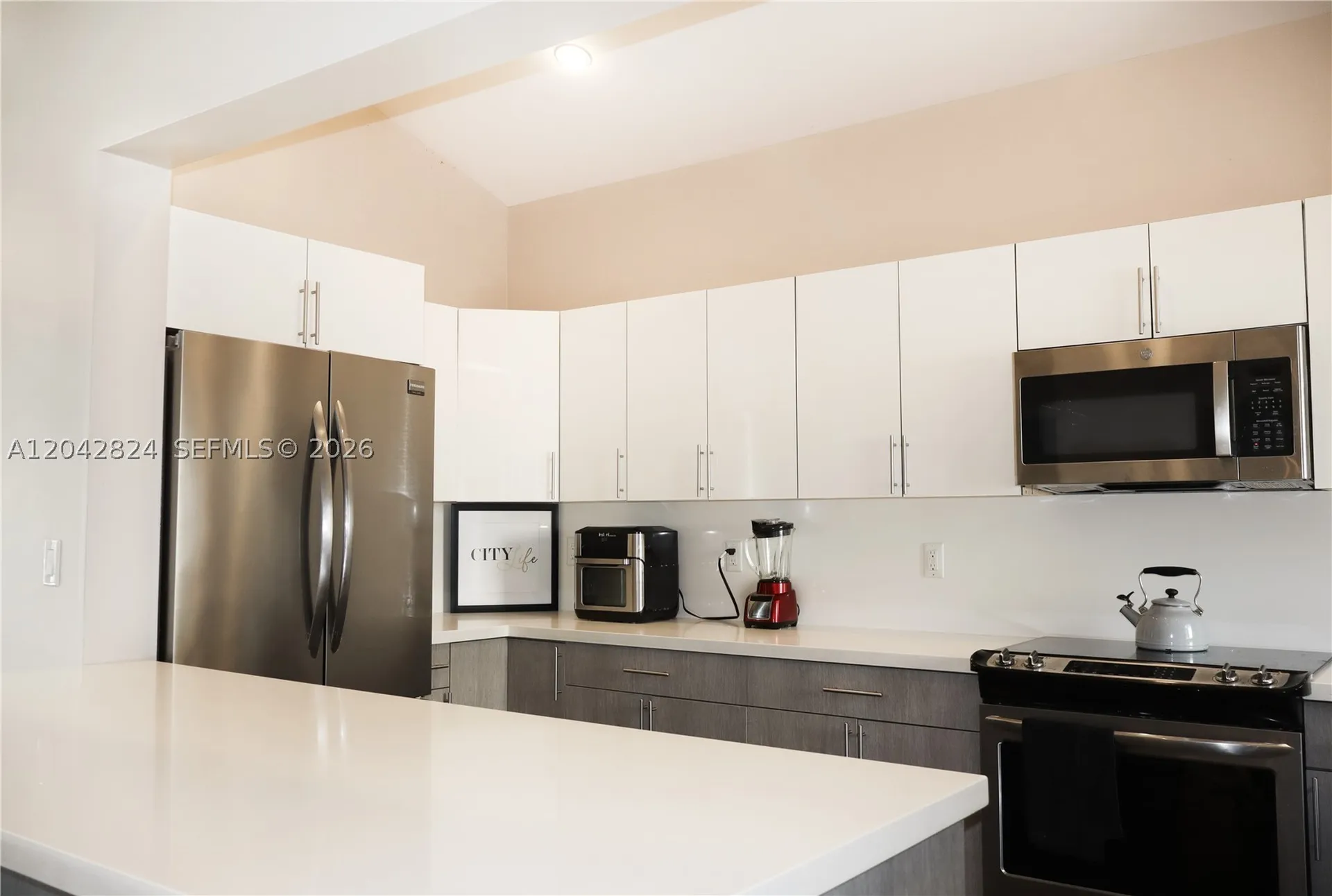 513 SW 18th Court Fort Lauderdale FL 33315