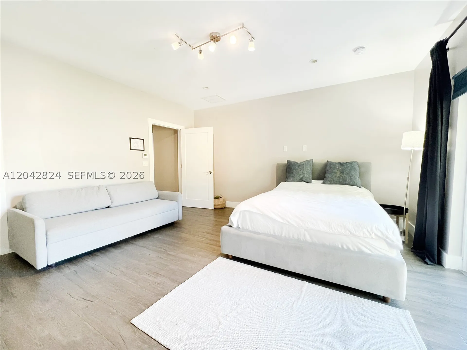 513 SW 18th Court Fort Lauderdale FL 33315