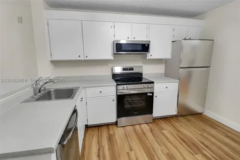 10111 W Sunrise Boulevard Plantation FL 33322