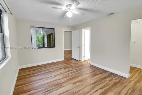 10111 W Sunrise Boulevard Plantation FL 33322