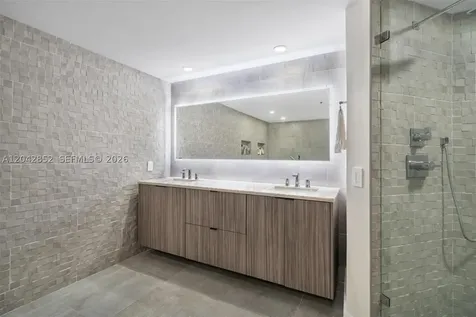 1581 Brickell Avenue Miami FL 33129