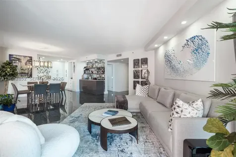 1581 Brickell Avenue Miami FL 33129