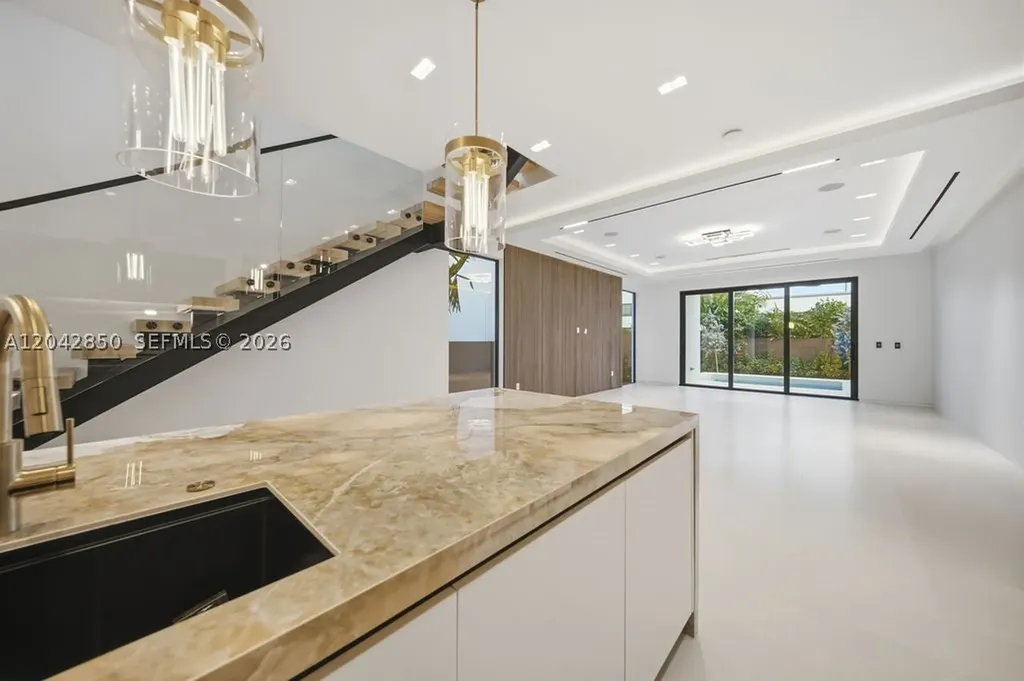1314 NE 16th Terrace Fort Lauderdale FL 33304