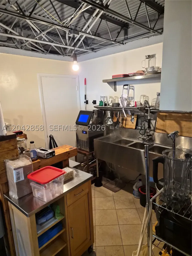 1255 N Flagler Fort Lauderdale FL 33304