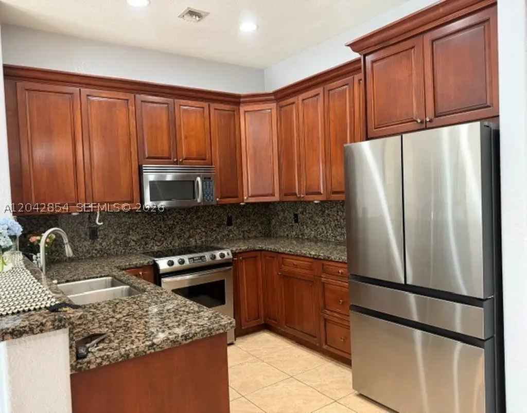 1321 NE 5th Terrace Fort Lauderdale FL 33304