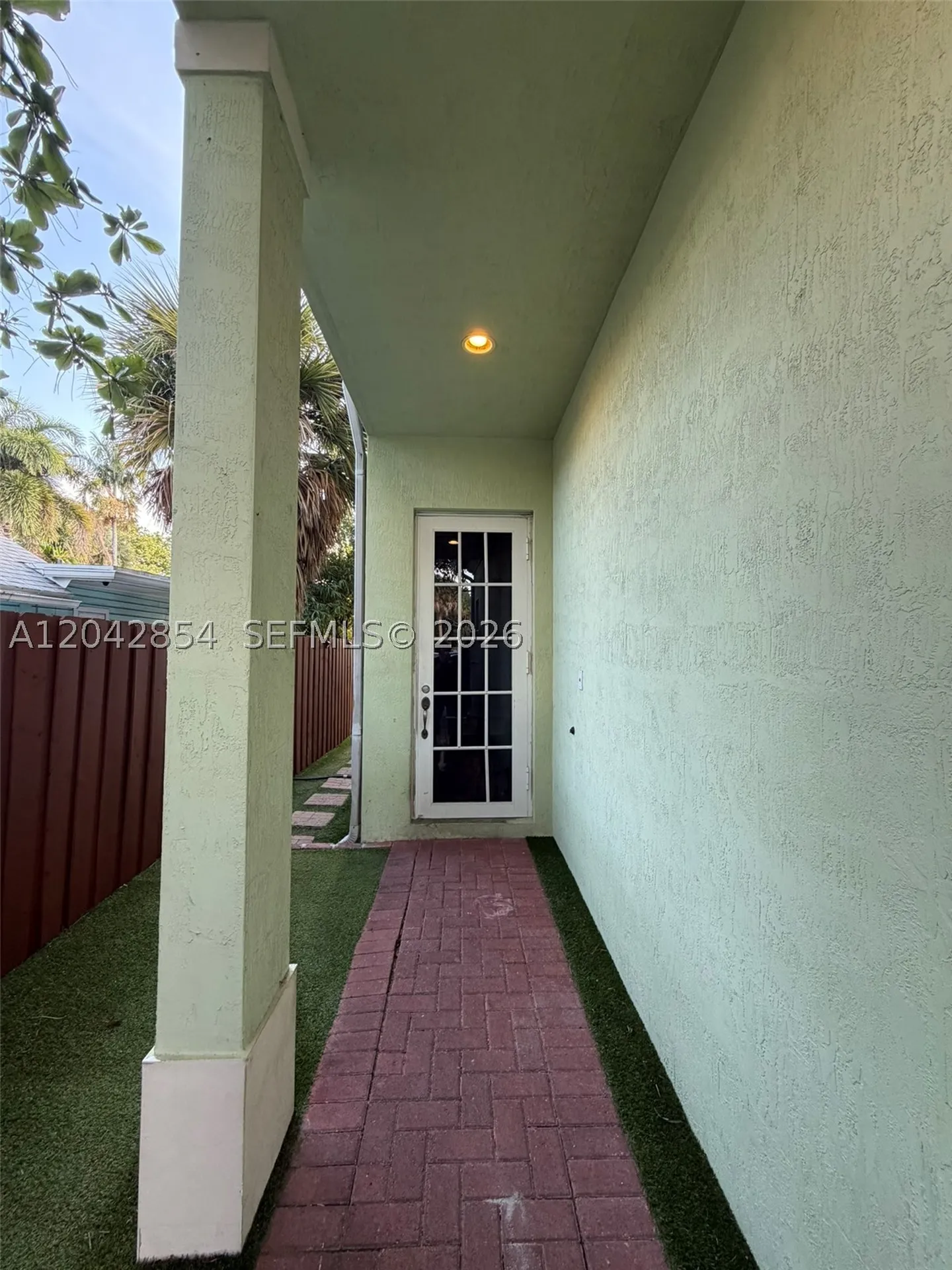 1321 NE 5th Terrace Fort Lauderdale FL 33304
