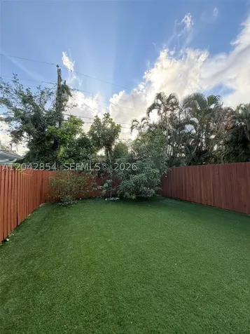 1321 NE 5th Terrace Fort Lauderdale FL 33304