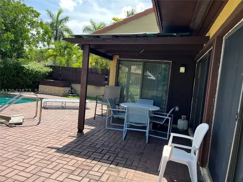 1020 NE 202nd Terrace Miami FL 33179