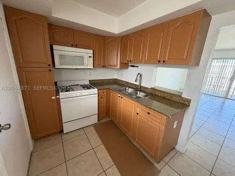 7713 SW 88th Street Miami FL 33156-1007