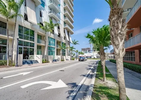 140 S Dixie Highway Hollywood FL 33020
