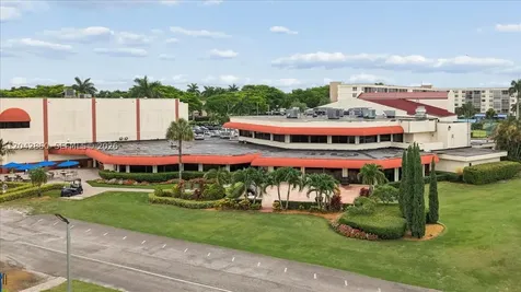 800 S Hollybrook Drive Pembroke Pines FL 33025