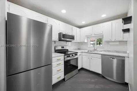 800 S Hollybrook Drive Pembroke Pines FL 33025
