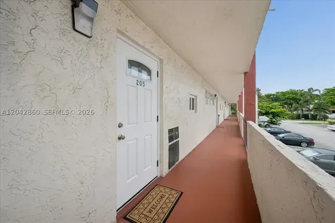 800 S Hollybrook Drive Pembroke Pines FL 33025