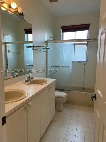10861 NW 85th Terrace Doral FL 33178