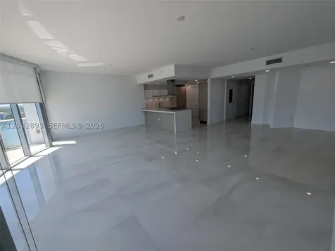17111 E Biscayne Boulevard North Miami Beach FL 33160