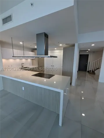17111 E Biscayne Boulevard North Miami Beach FL 33160
