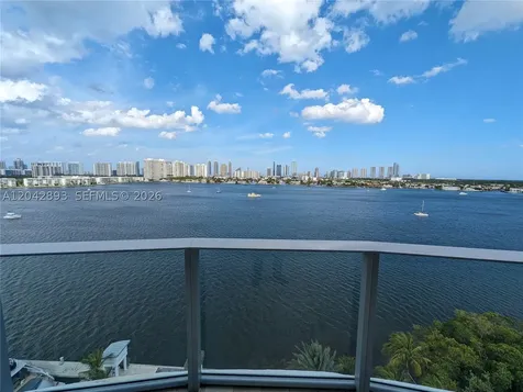 17111 E Biscayne Boulevard North Miami Beach FL 33160