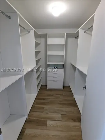 17111 E Biscayne Boulevard North Miami Beach FL 33160