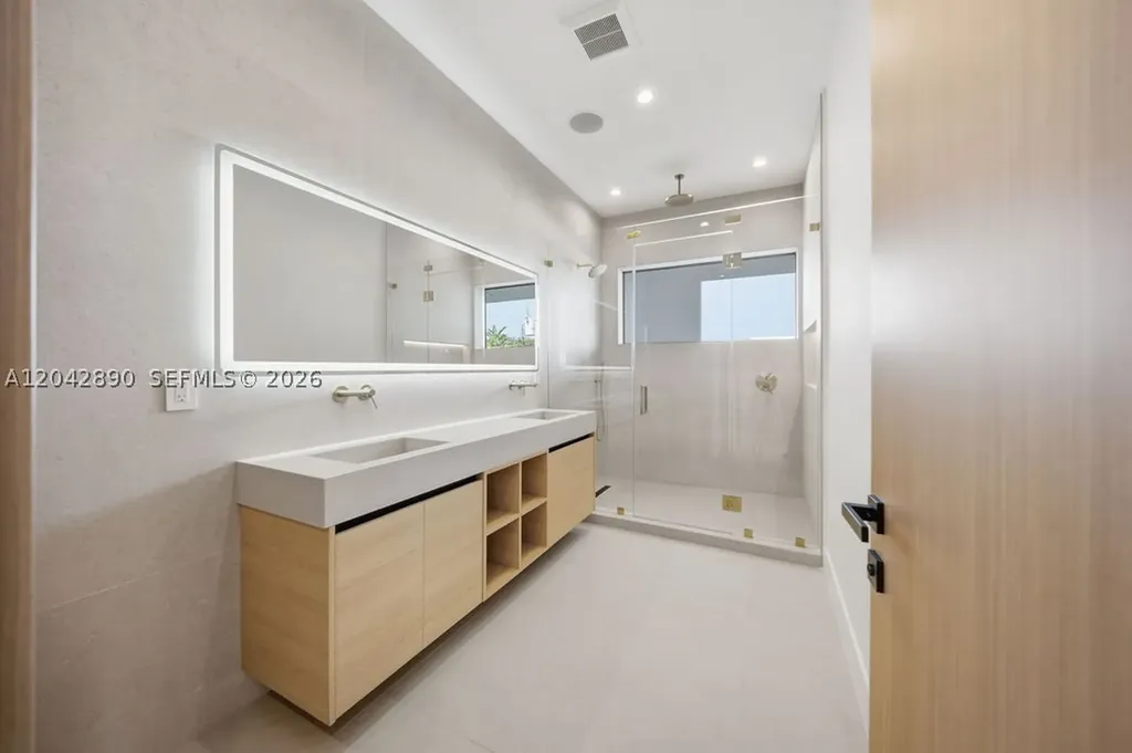 1316 NE 16th Terrace Fort Lauderdale FL 33304