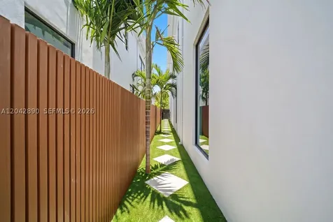 1316 NE 16th Terrace Fort Lauderdale FL 33304