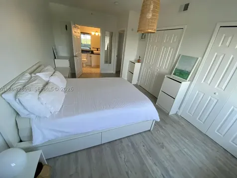 3500 Coral Way Miami FL 33145
