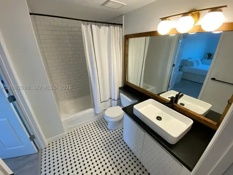 3500 Coral Way Miami FL 33145