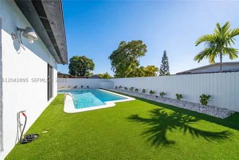 12471 SW 190th Terrace Miami FL 33177