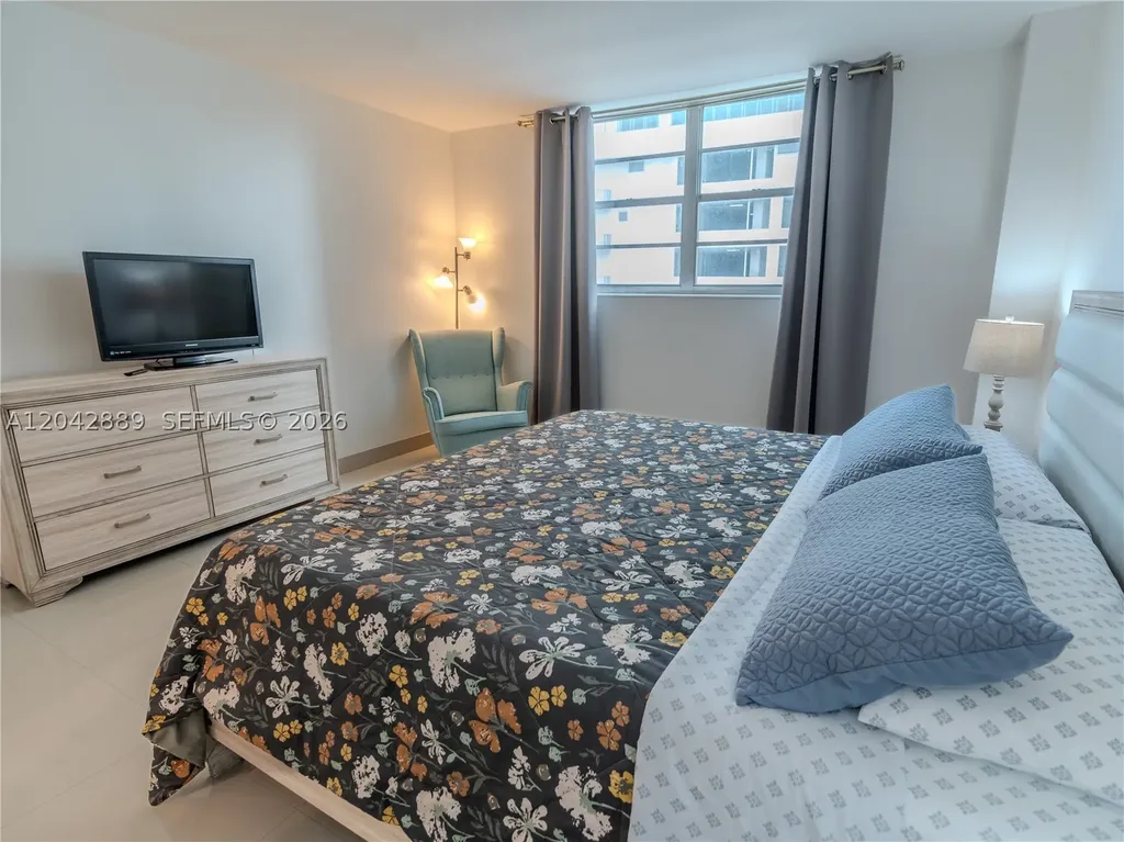 4001 S Ocean Drive Hollywood FL 33019