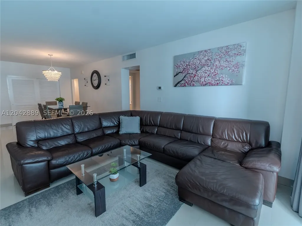 4001 S Ocean Drive Hollywood FL 33019