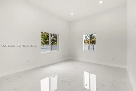 14801 NW 5th Avenue Miami FL 33168
